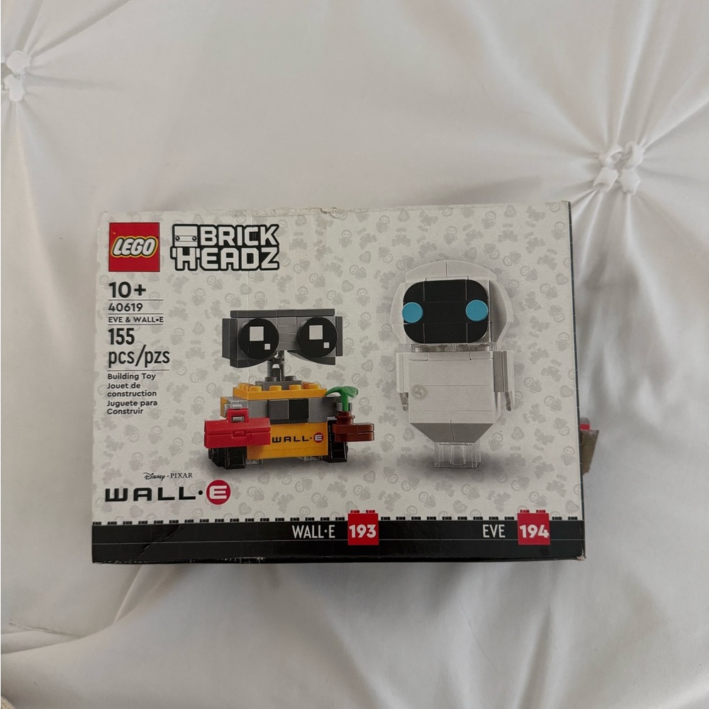 LEGO BrickHeadz WALL-E & EVE Building Kit